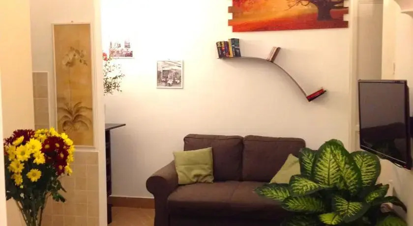 The Burgundy Nest Apartment Campo de Fiori