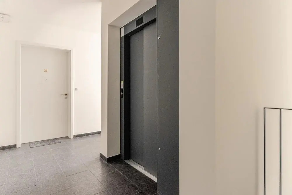THE WOS Apartments