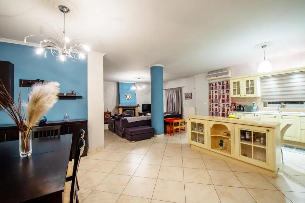 Bella's Apartment