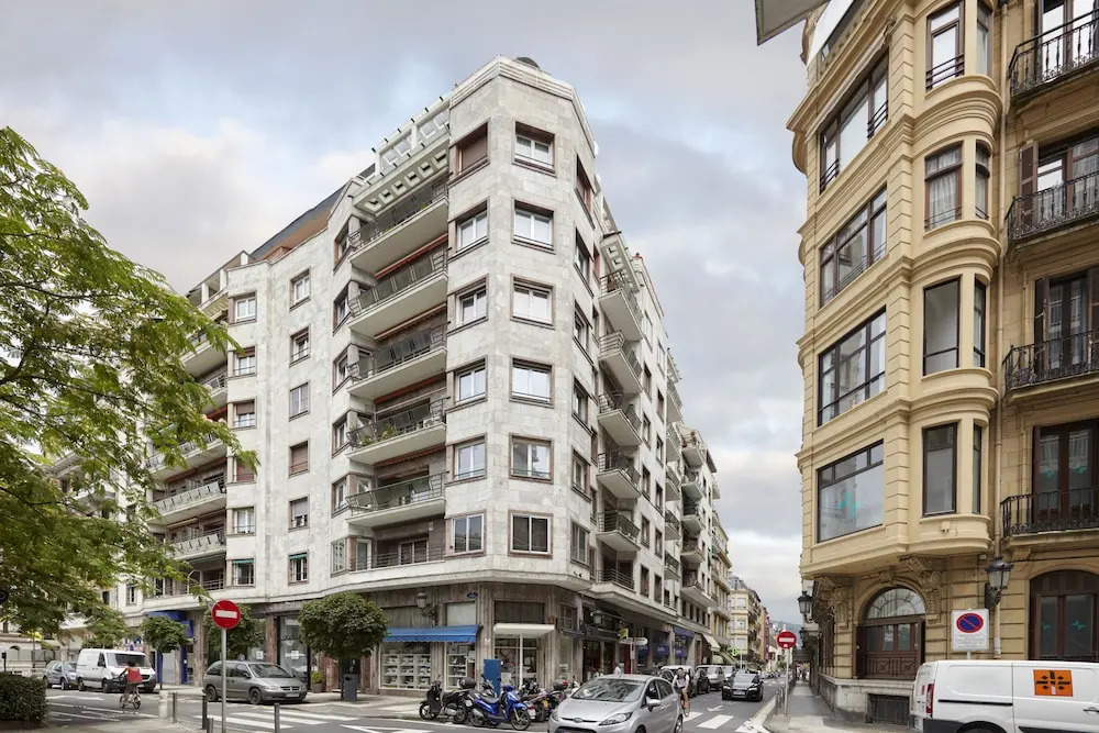 Arrasate 2 Apartment by FeelFree Rentals
