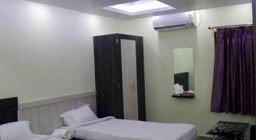 Hotel Vaishnavi Heights