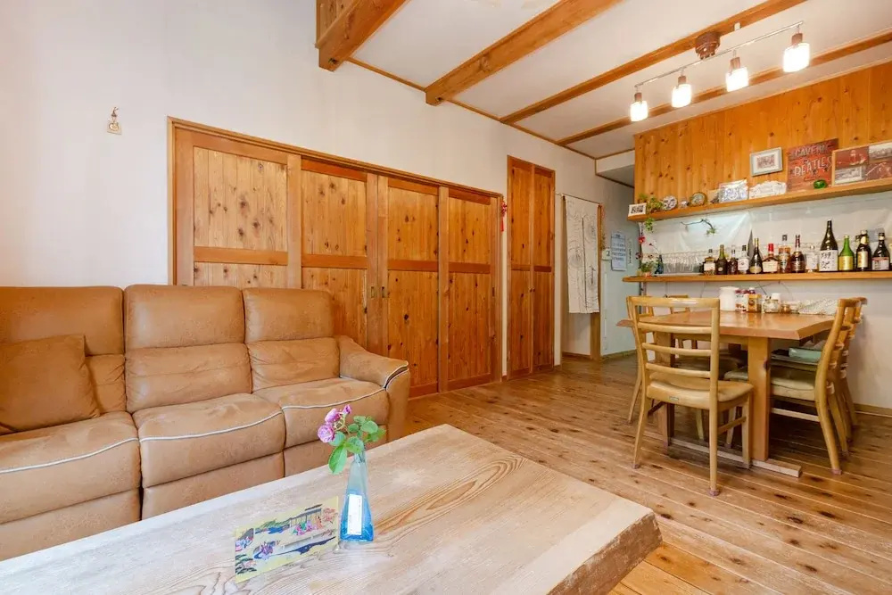 Abbey Road Inn Seika
