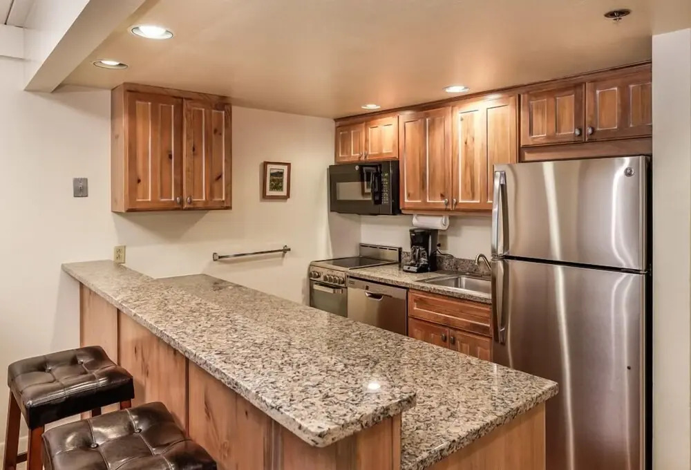 Stonebridge Condominiums