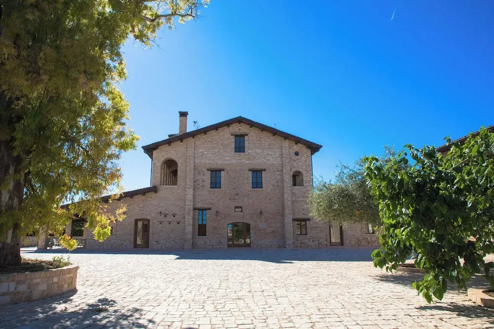 Casale Madonna Grande Wine Resort