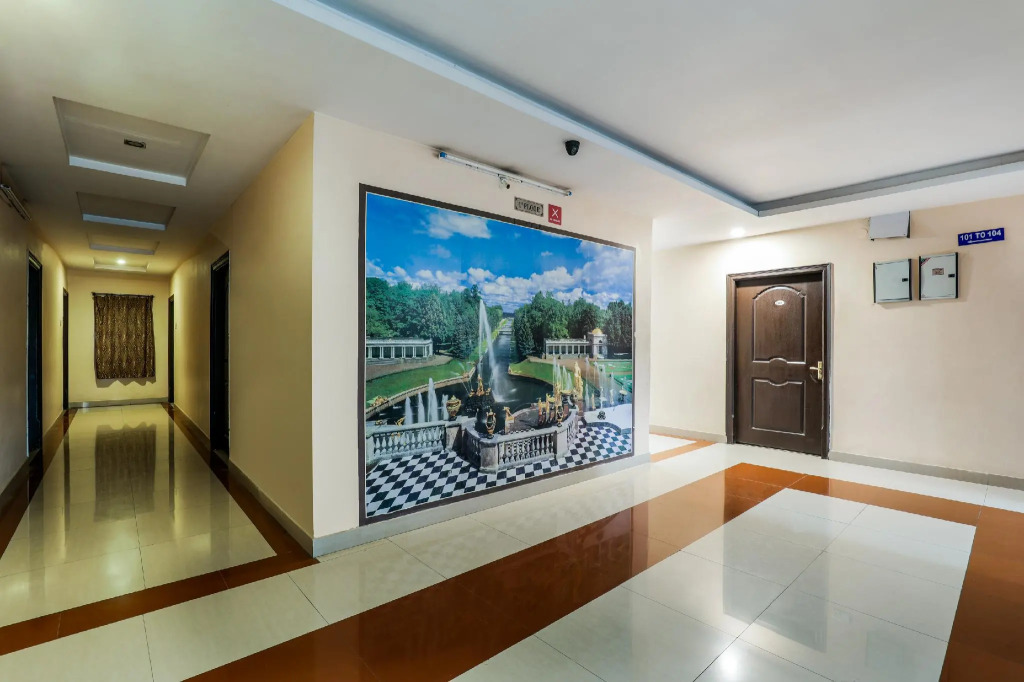 FabHotel Pushpa Grand
