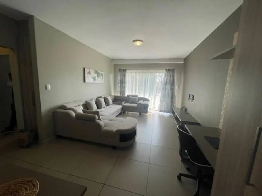 Lovely 2 Bedroom Rental Unit Available Immediately