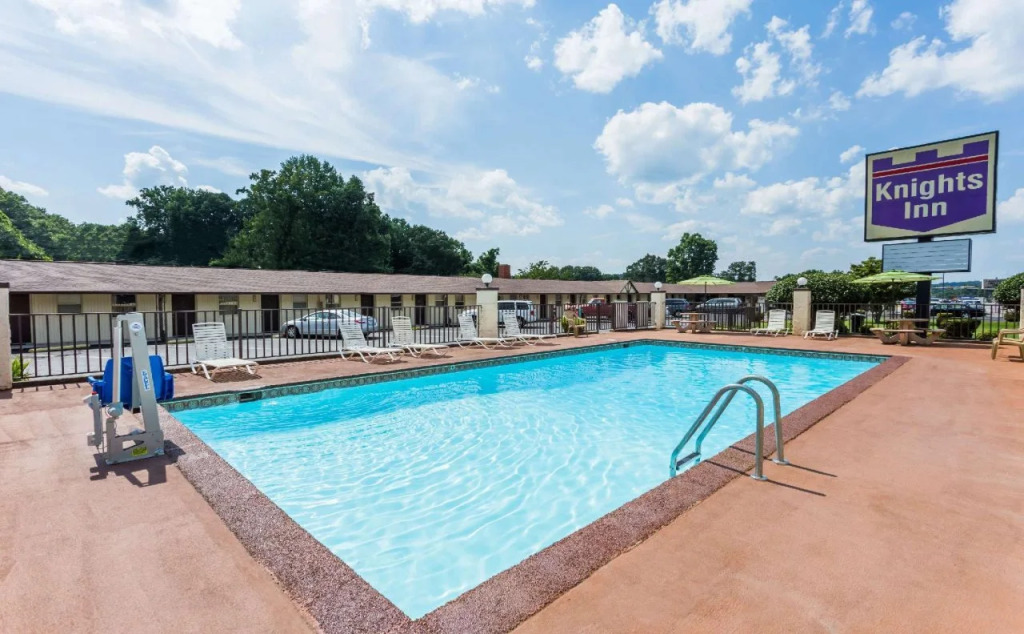 Scottish Inns Collinsville - Martinsville