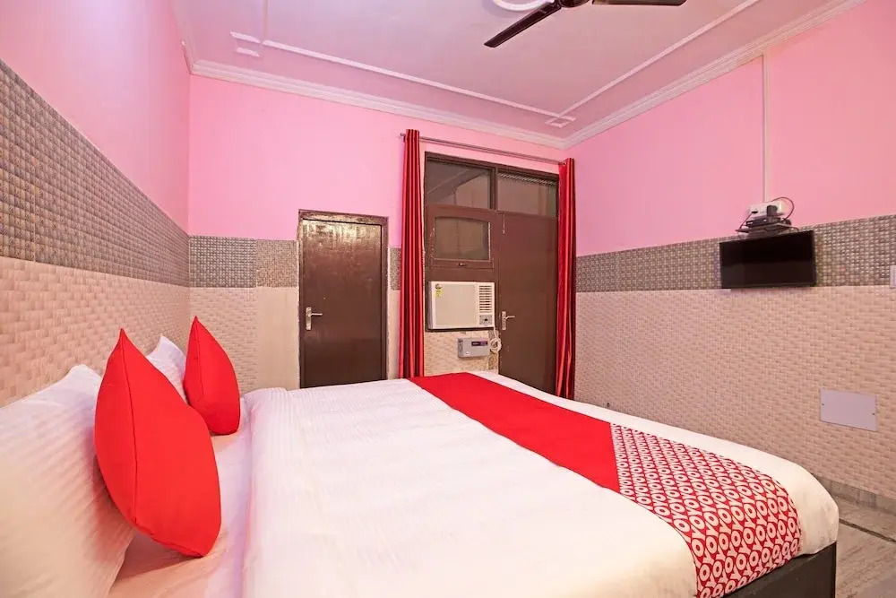 Shree G Palace by OYO Rooms