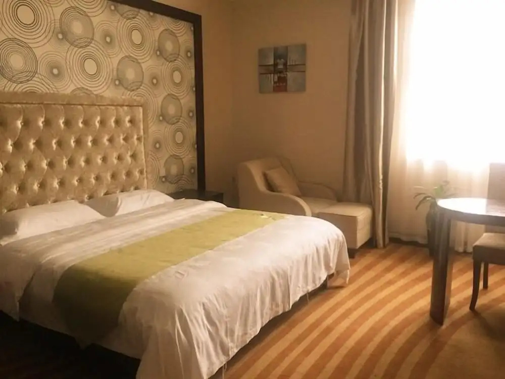 GreenTree Alliance Nantong Development District Zhuxing Town Hotel