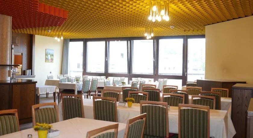 Hotel Oronto