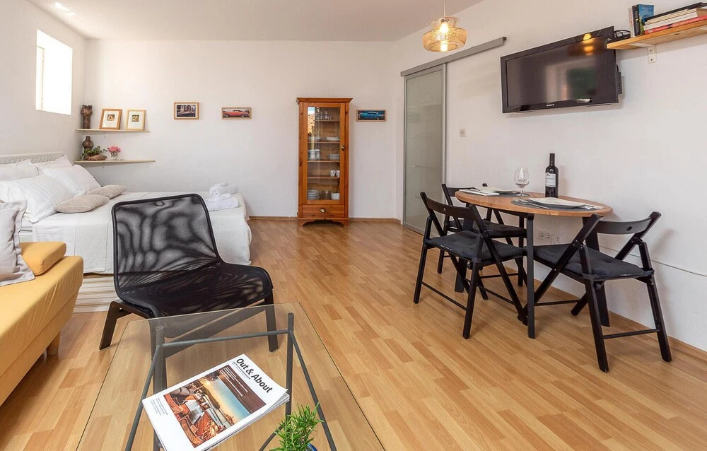Amazing Apartment in Rovinj With Wifi