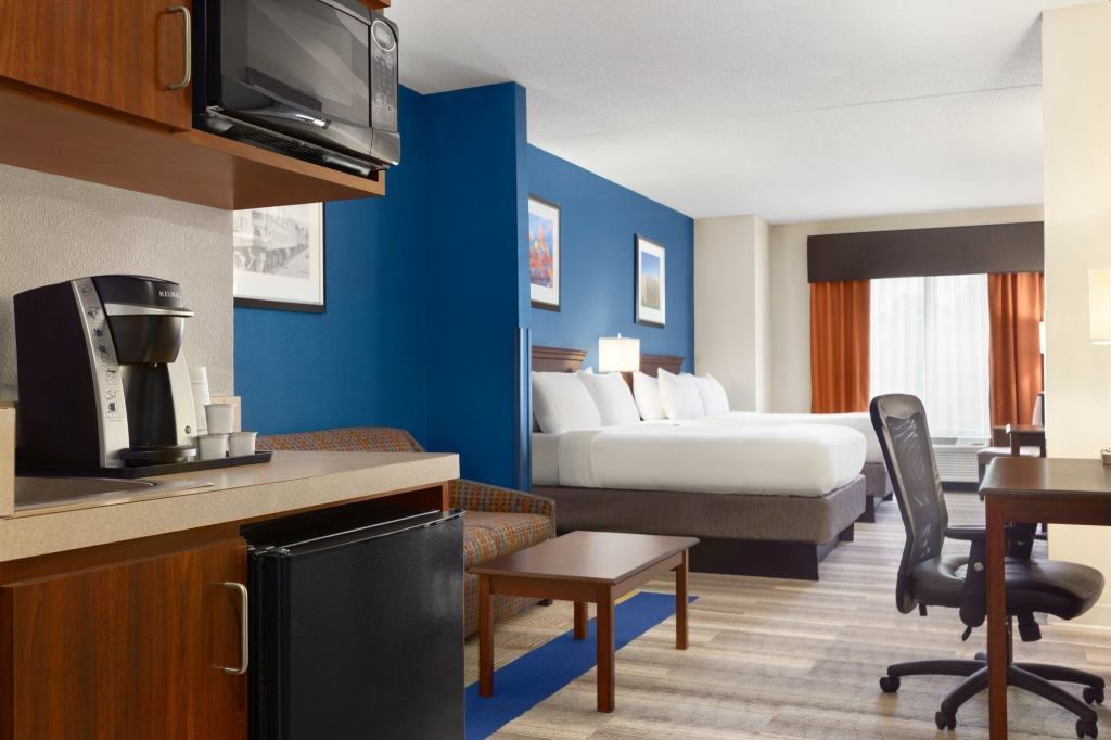 Holiday Inn Express Hotel & Suites Florence I-95 at Hwy 327 by IHG