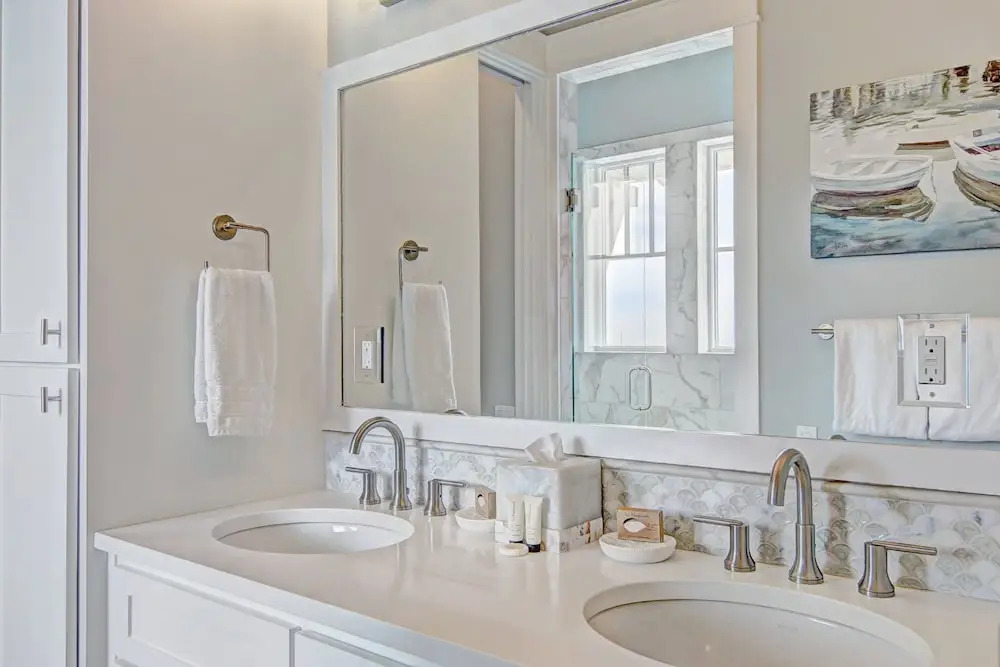 Spacious 4br/3ba W/ 2 Pools & Boardwalk To Beach 4 Bedroom Home