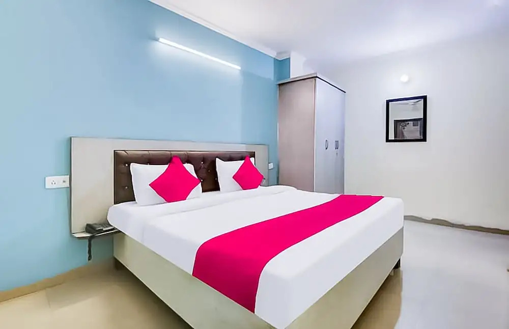 Roomshala 118 Hotel Acclaim 7 sky