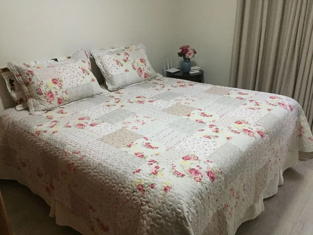 Pousada Familiar Vilage Bed & Breakfast Homestay