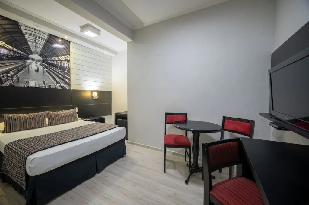 Faro Hotel Taubaté