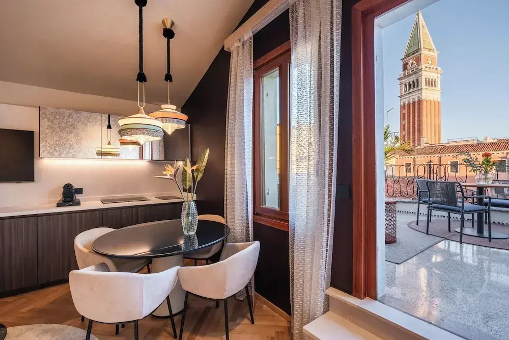 Palazzo Rota Luxury Apartments