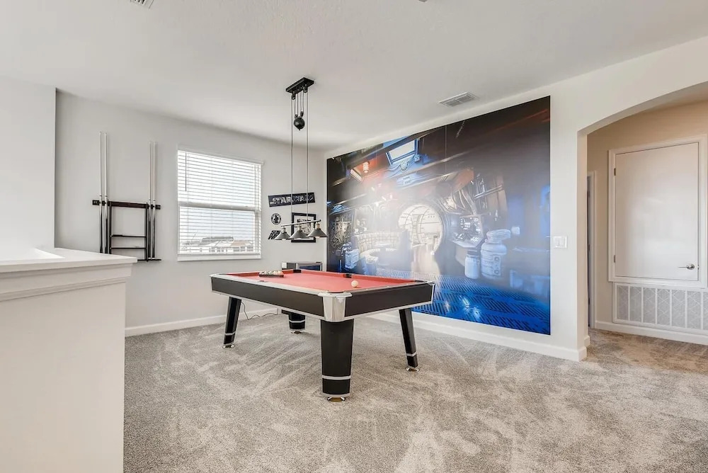871 DS - Exquisite 5BR Retreat With Pool