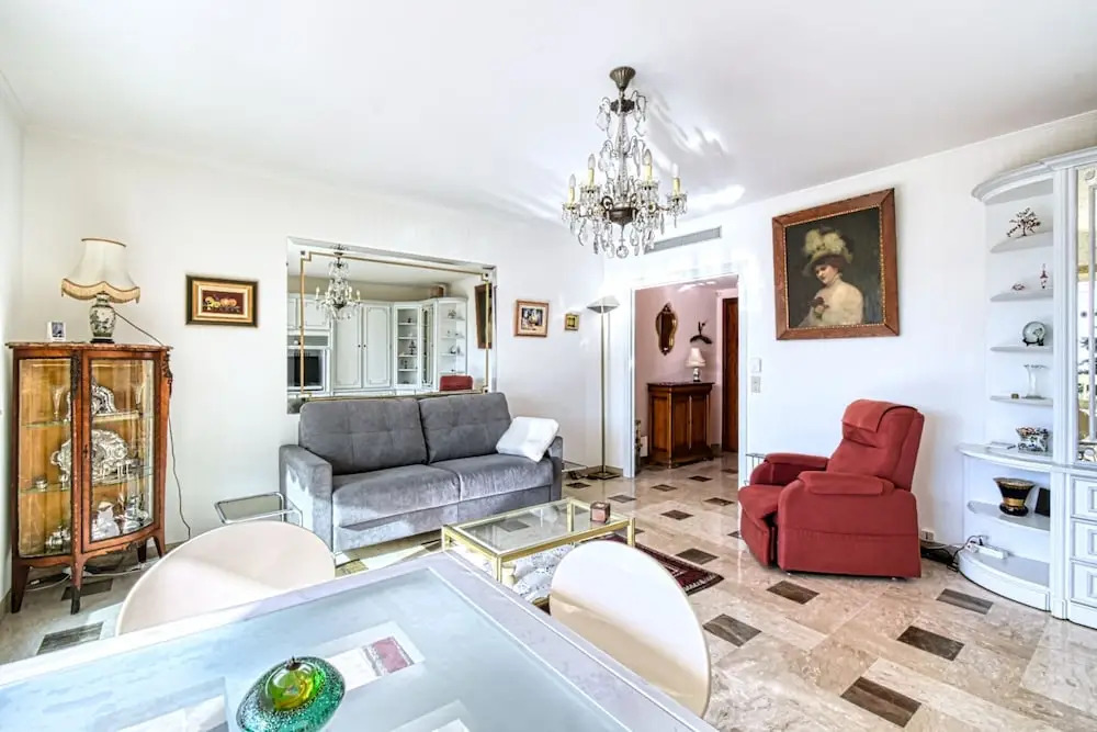 2-bdr Apartment Near Plages du Midi