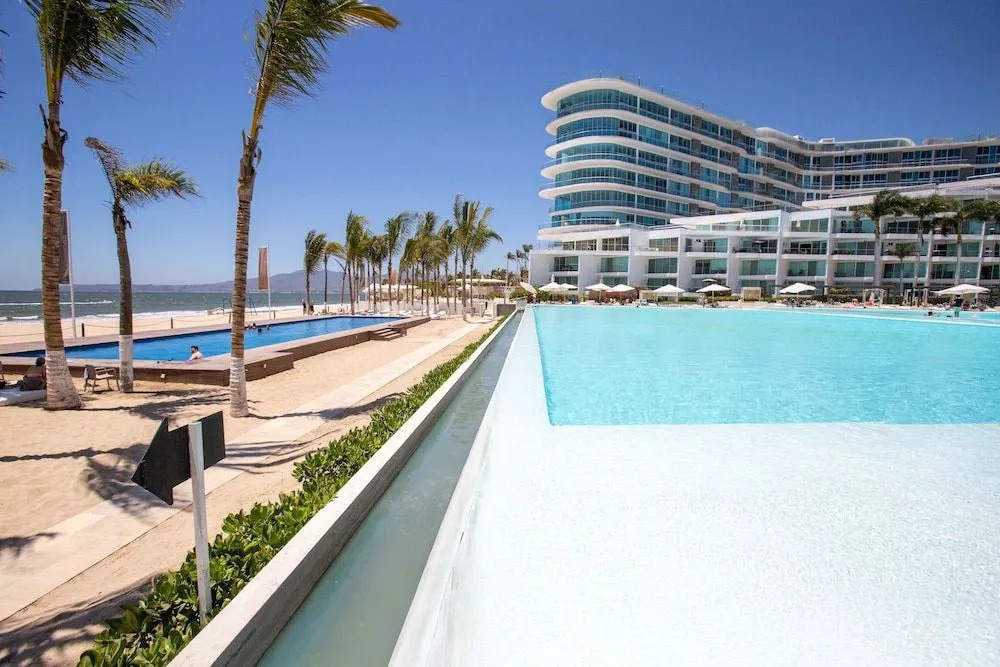 Vamar Vallarta All Inclusive Marina & Beach Resort