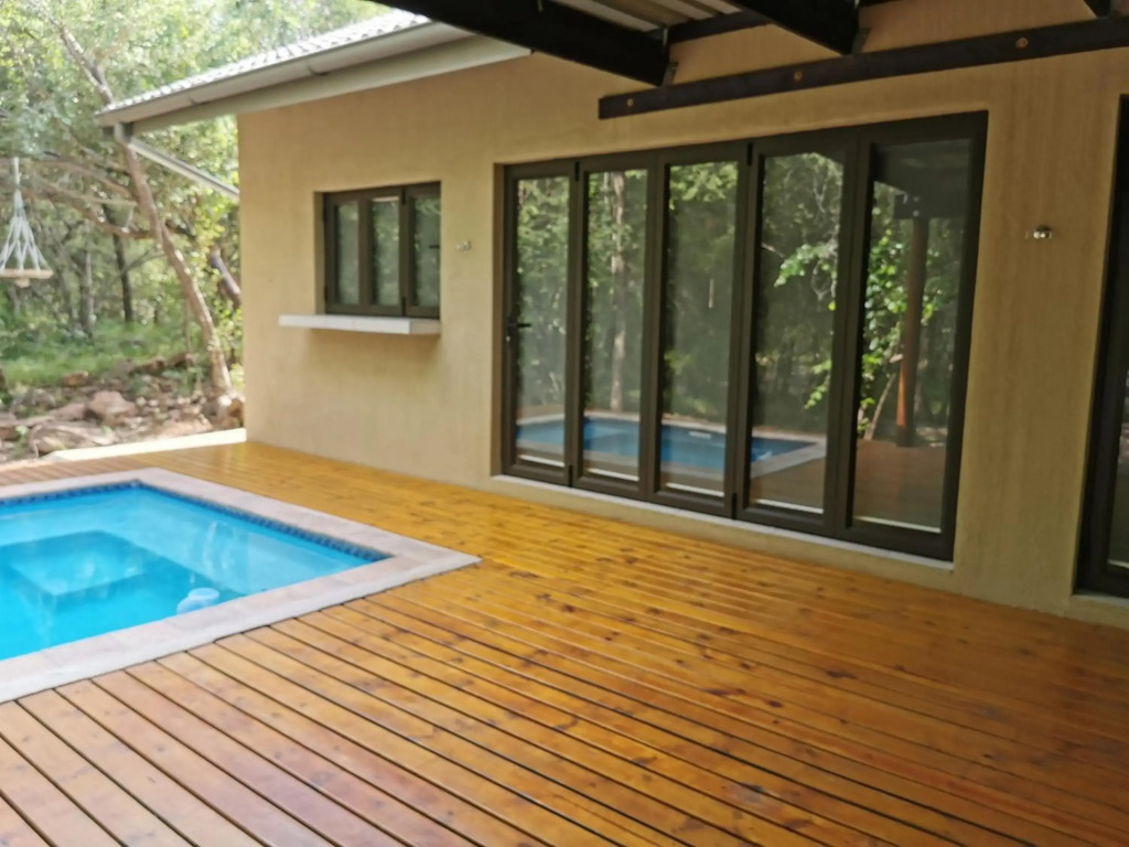 Gemsbok Place