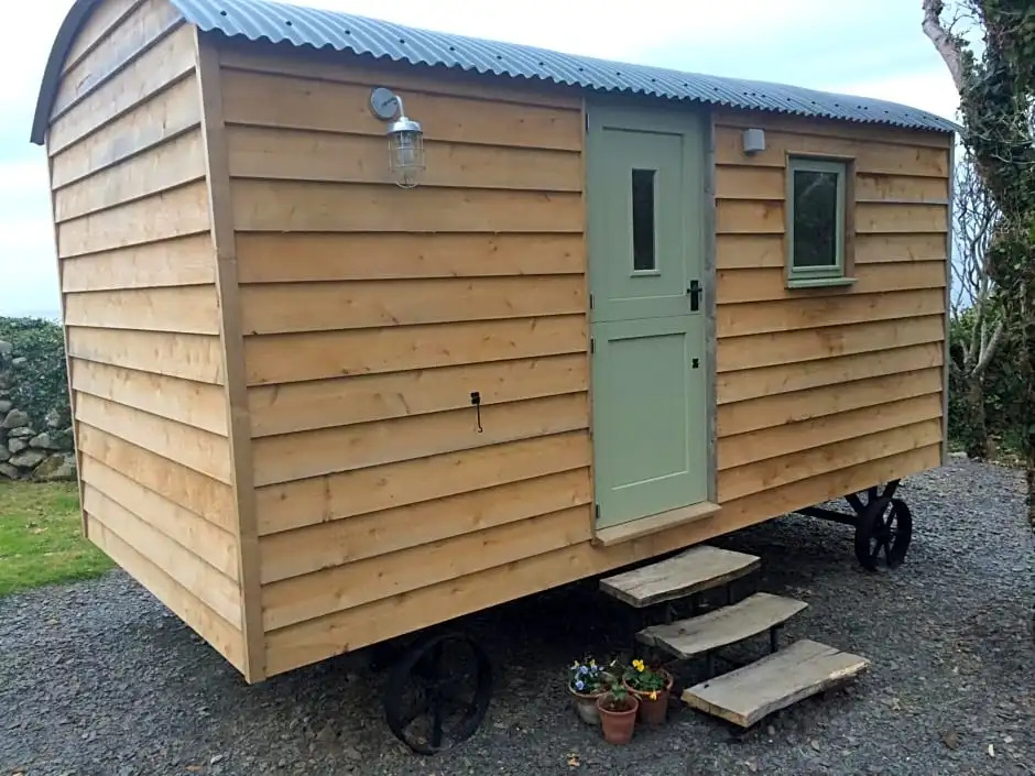 The Farm Hut