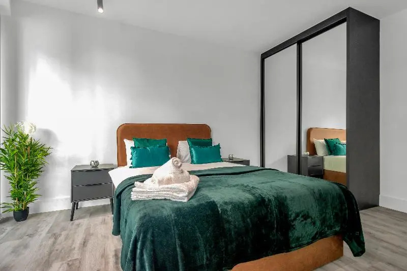 Modern Serviced Apartments North Acton