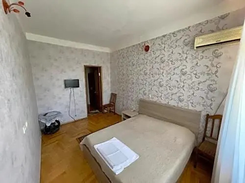 Oto Hotel