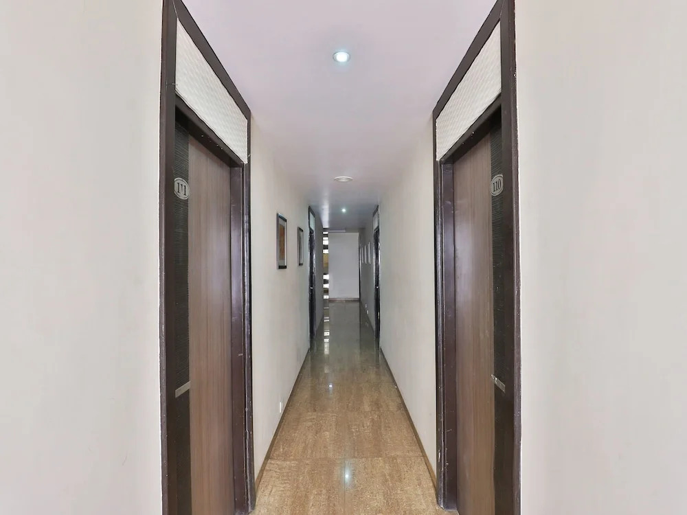Raajpath Hotel Vadodara