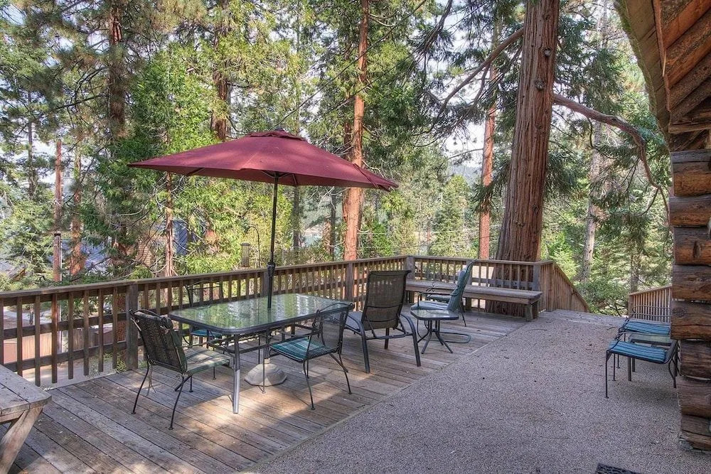 Zephyr Cabin home