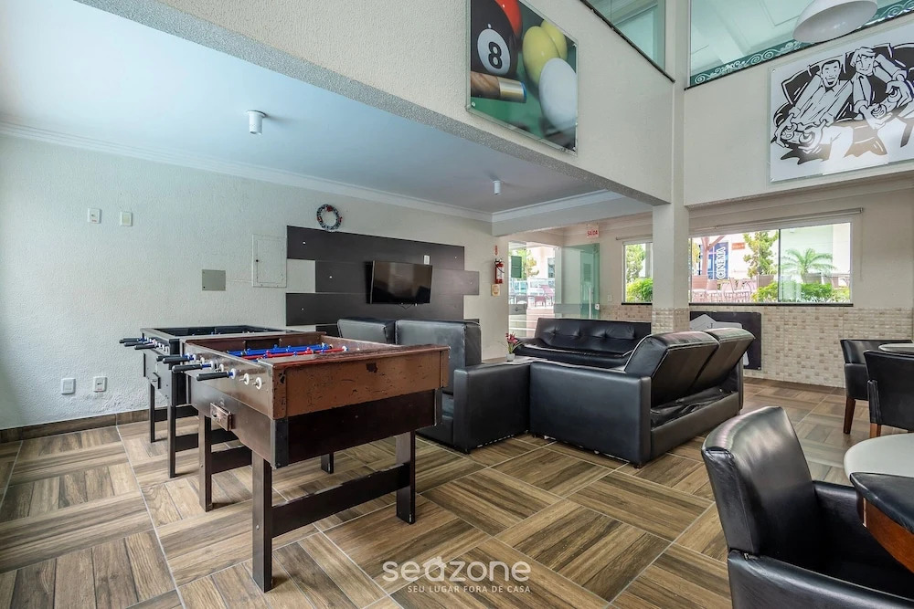 Apts in Condo w/ Pool and Gym 450m From the Beach - SBH