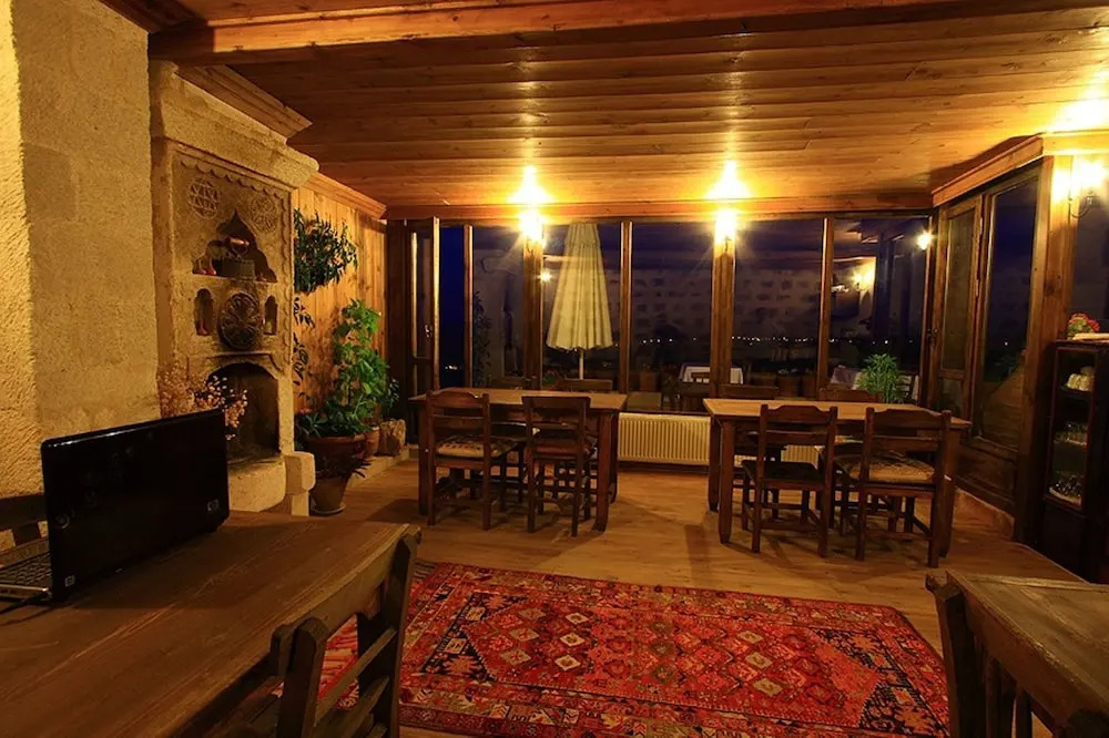 Takaev Cave House