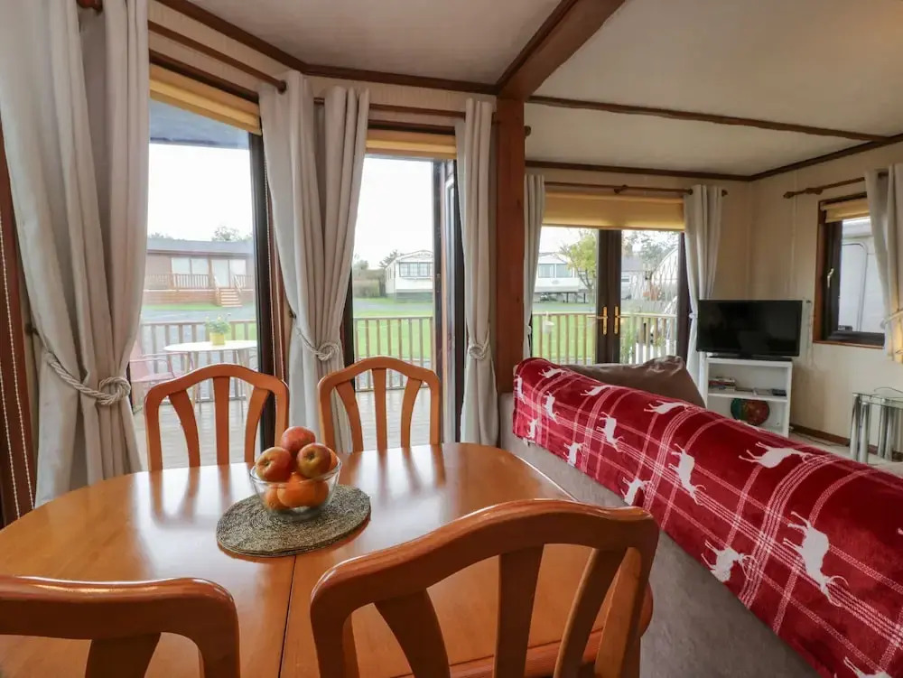 Roe Deer Lodge