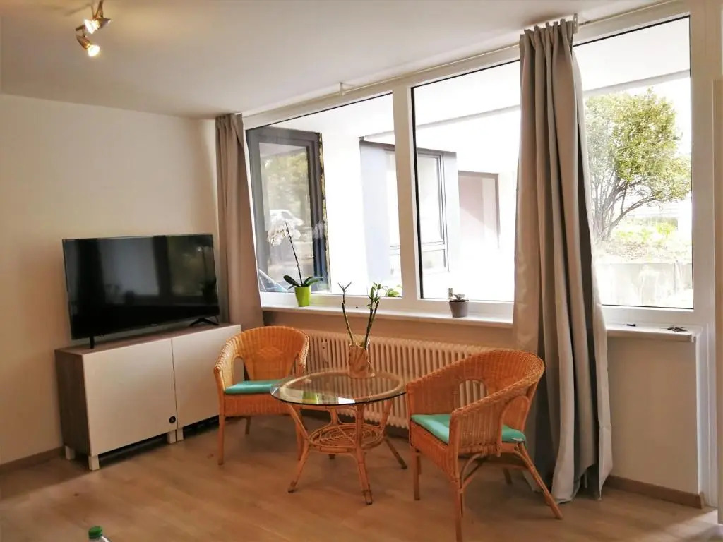 Central-Apt at Lake, CityCenter 5min, Fair 18min!!!