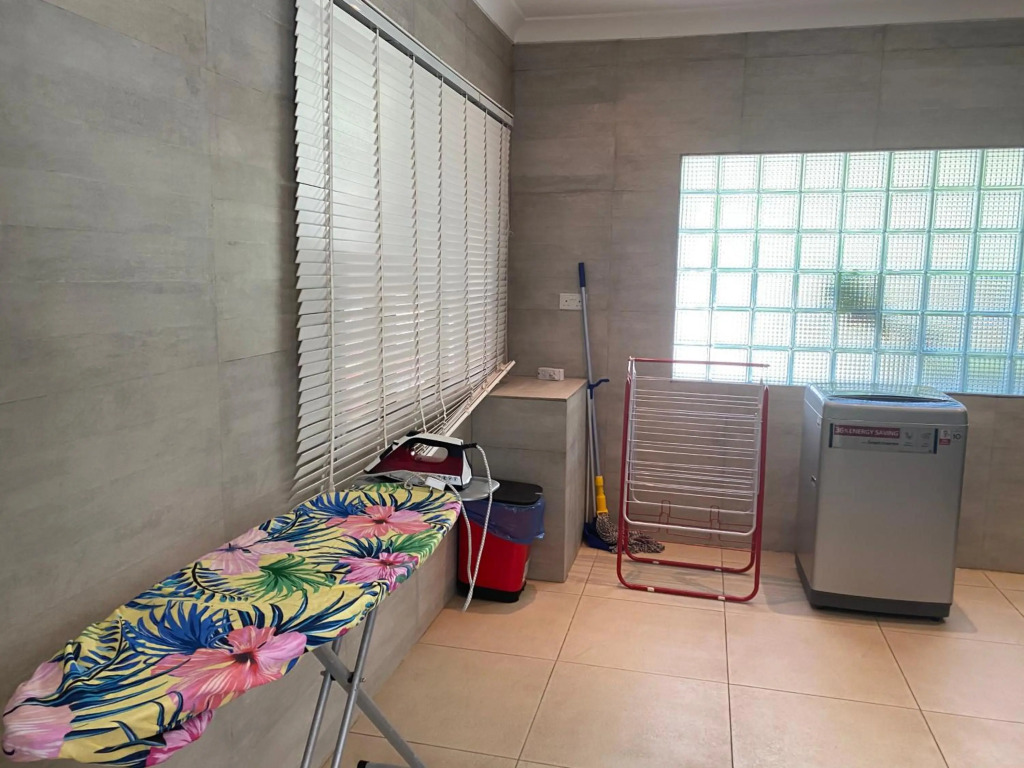 A- Bakerstreet- Beautiful Two Bedroom Apartment