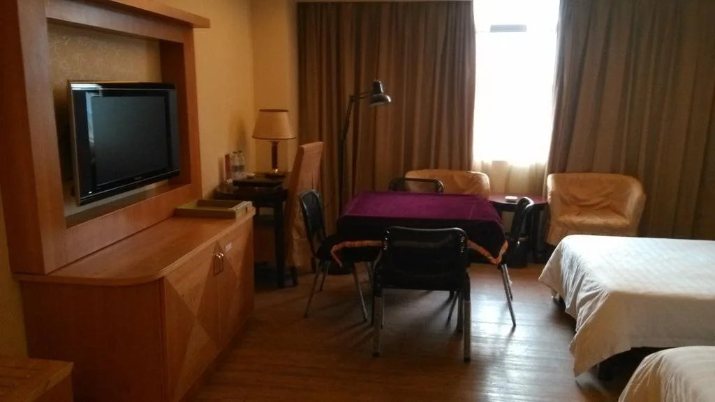 M Hotel (Dongguan Haichao)