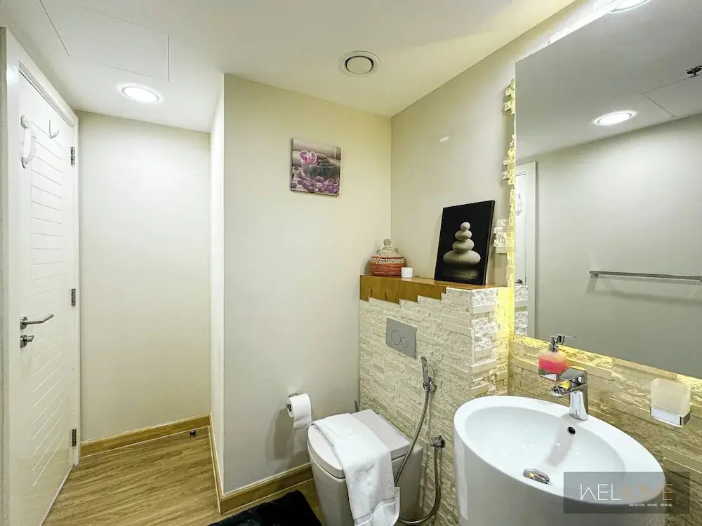 WelHome - Stylish Breathtaking 2BR Apartment in Marina