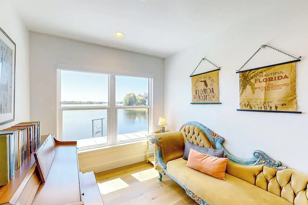 Escape the Heat! Lakefront Paradise in Mount Dora