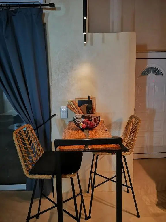Gratelia Studio Damnoni