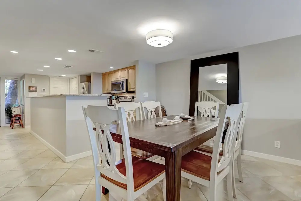 Club Villas Condo With Pool Access by Redawning
