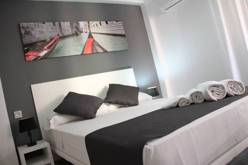 Click&Booking Apartamentos Skorpios