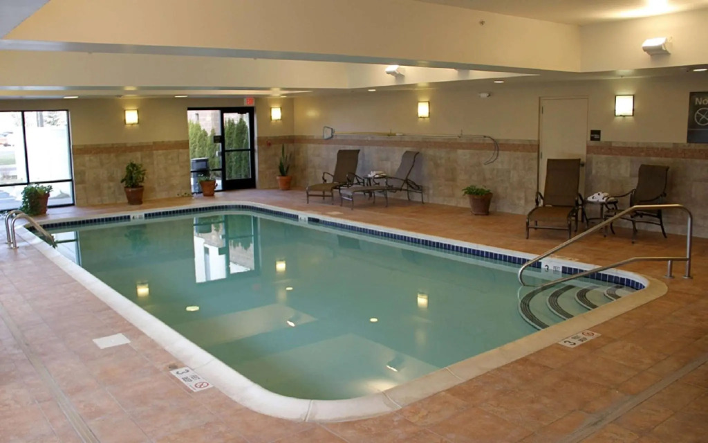 Hampton Inn & Suites Albany-Airport