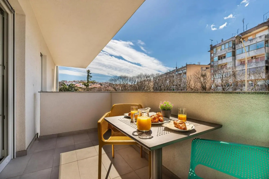 Apartment Brioni Colors City