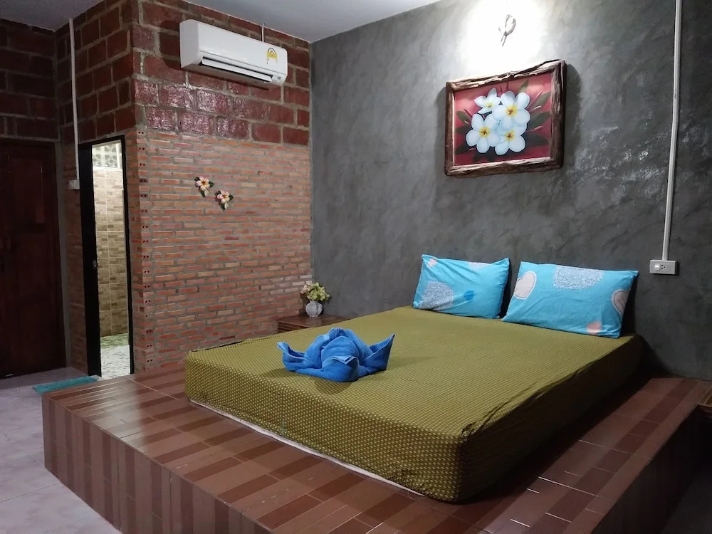 Honey Home Resort