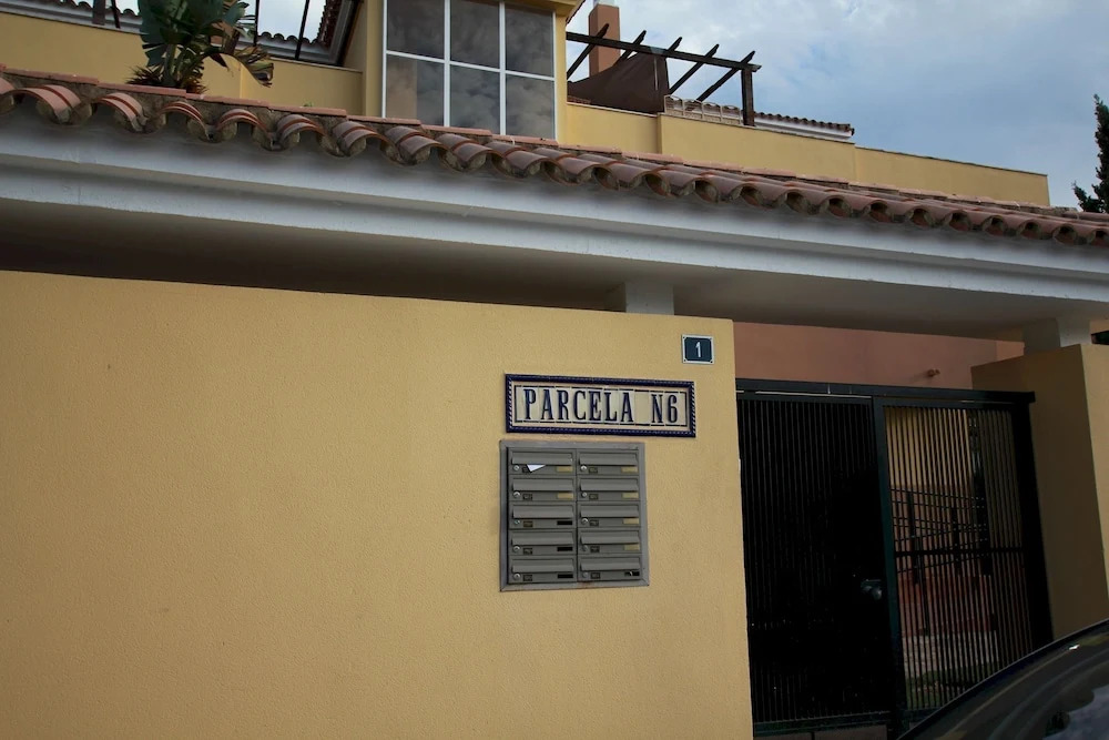 Prados del Golf - Fully Equipped 2BR Apartment Close to Golf & Sea