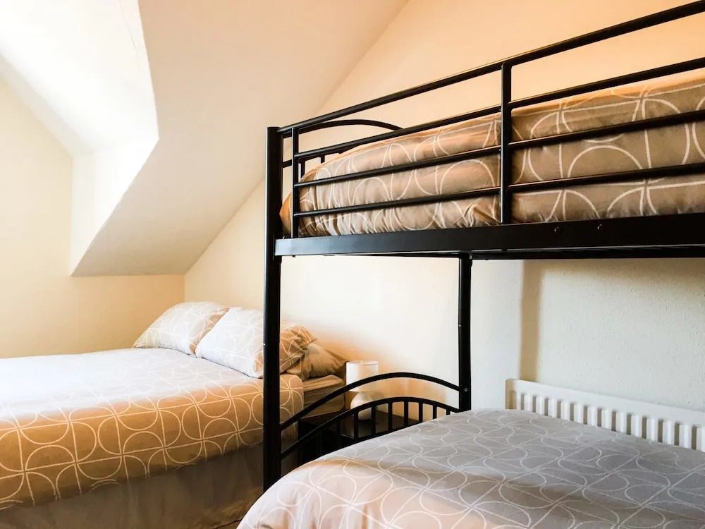 Large Maisonette - DHH
