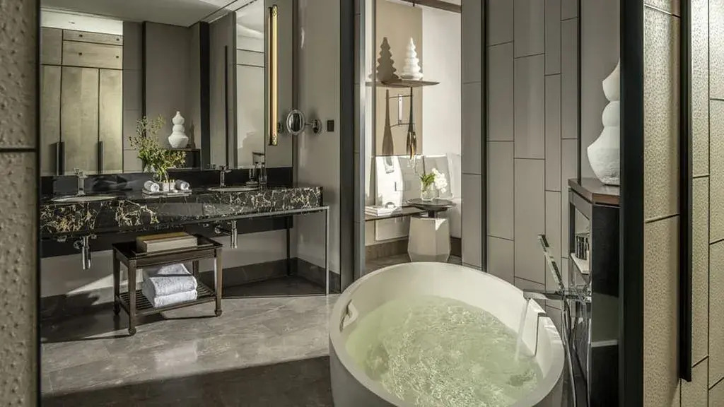 Four Seasons Hotel Bangkok at Chao Phraya River