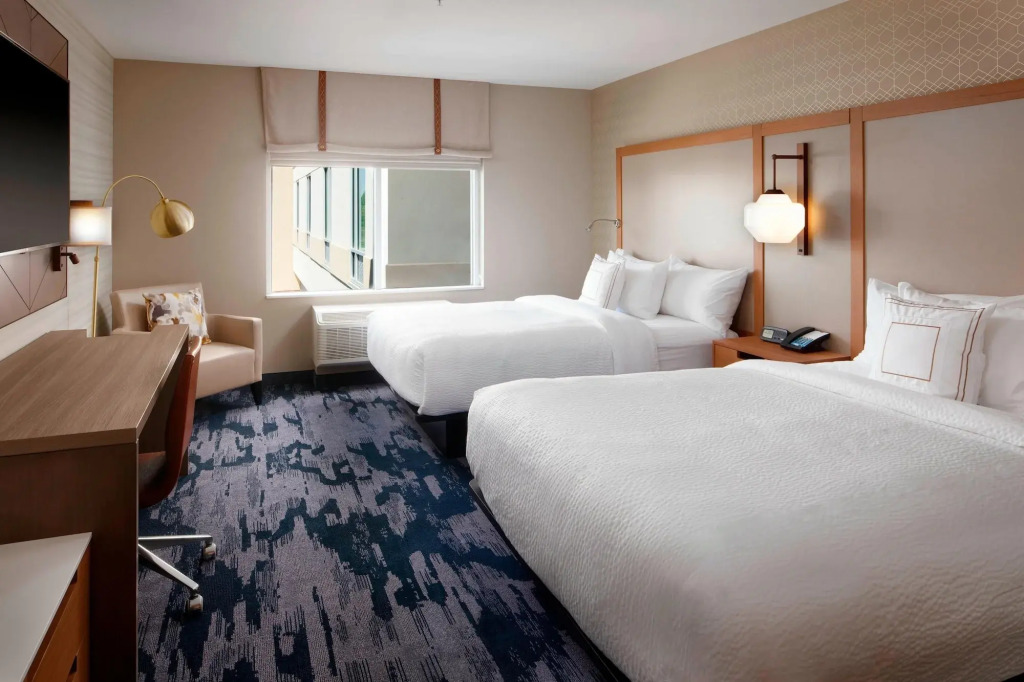 Fairfield Inn & Suites By Marriott Louisville Northeast