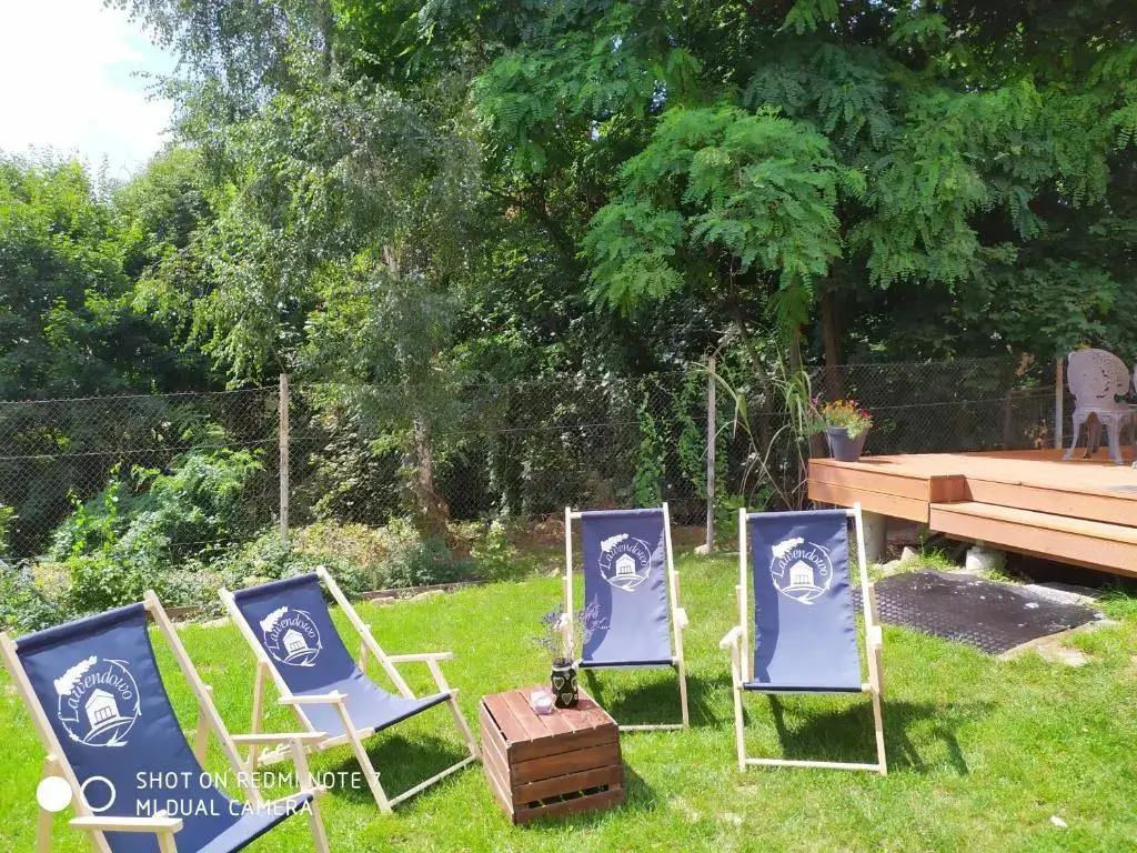 Lawendowo- sauna, jacuzzi, domki w ogrodzie i apartamenty w kamienicy