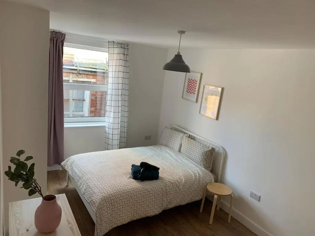 Granby Apartments F-3